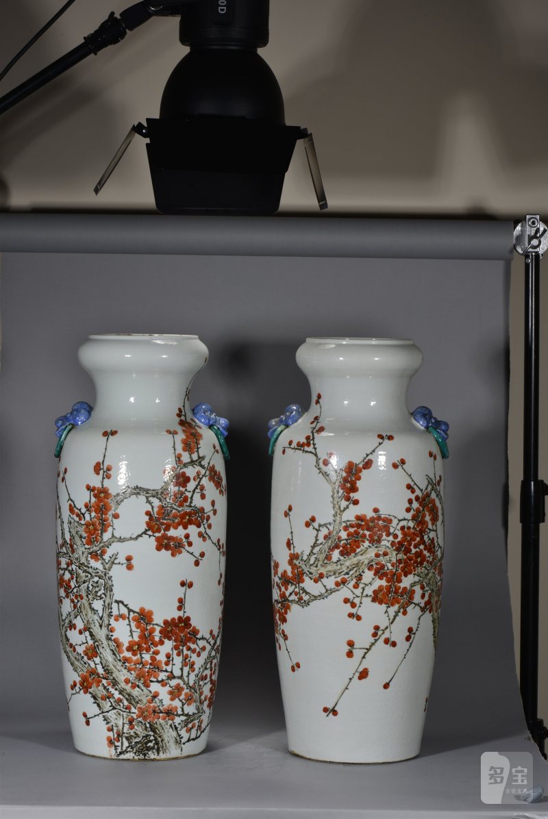 清光绪 金品卿风格浅绛彩梅花图大瓶一对 - 图2